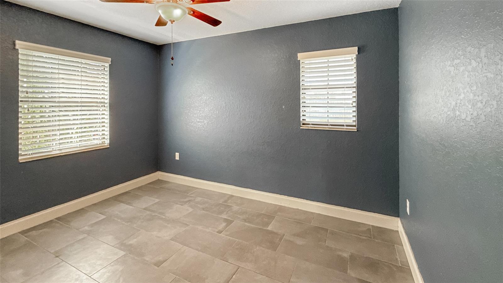 5235 NICHOLS DR E, LAKELAND, FL, 33812