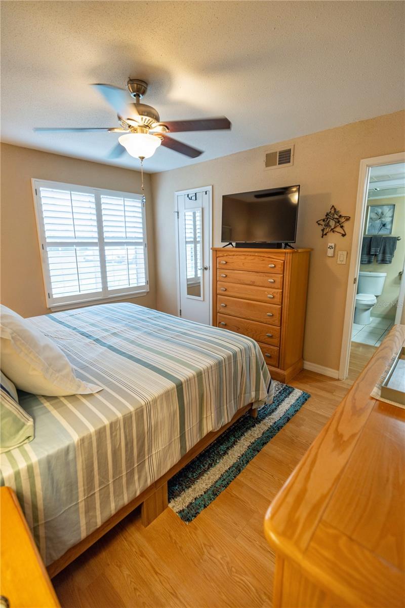 9100 DR MARTIN LUTHER KING JR ST N #205, ST PETERSBURG, FL, 33702