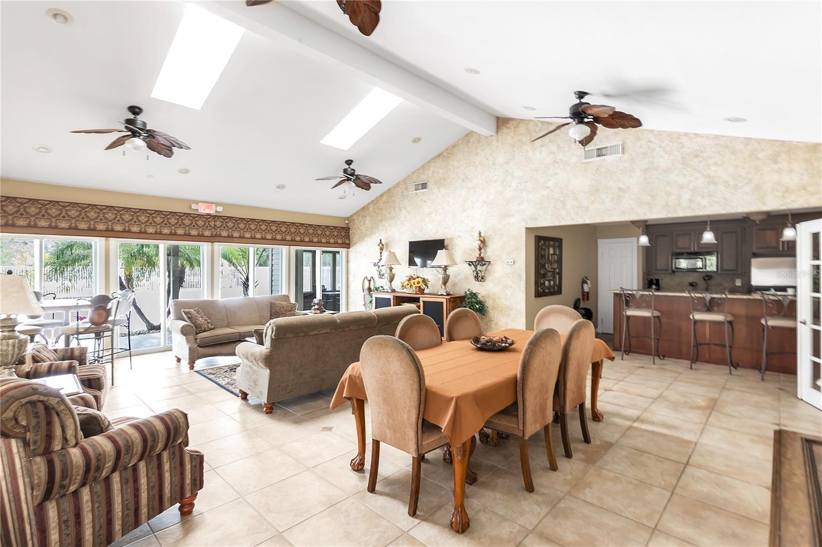 9100 DR MARTIN LUTHER KING JR ST N #205, ST PETERSBURG, FL, 33702