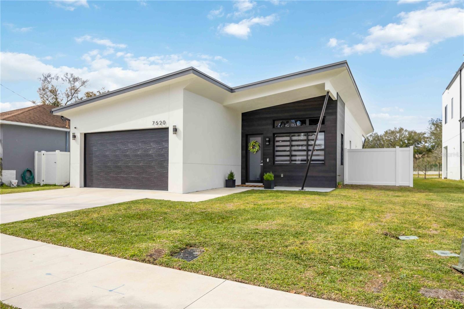 7520 N COOLIDGE AVE, TAMPA, FL, 33614