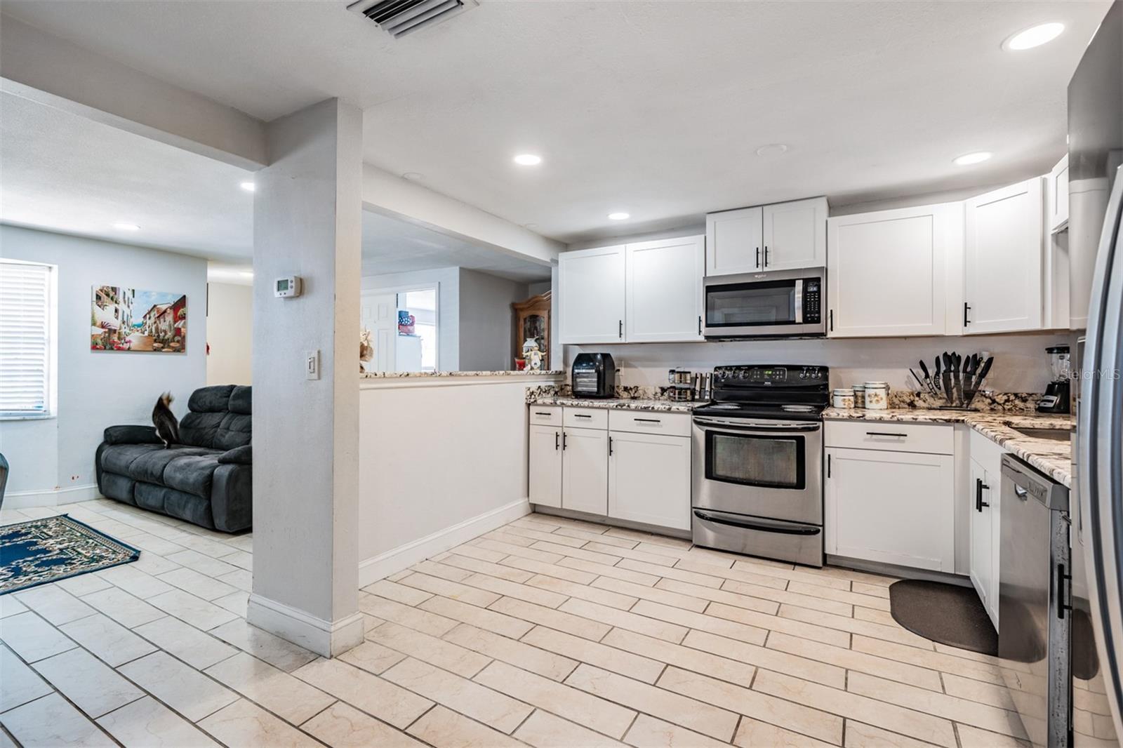 3340 COLUMBUS DR, HOLIDAY, FL, 34691