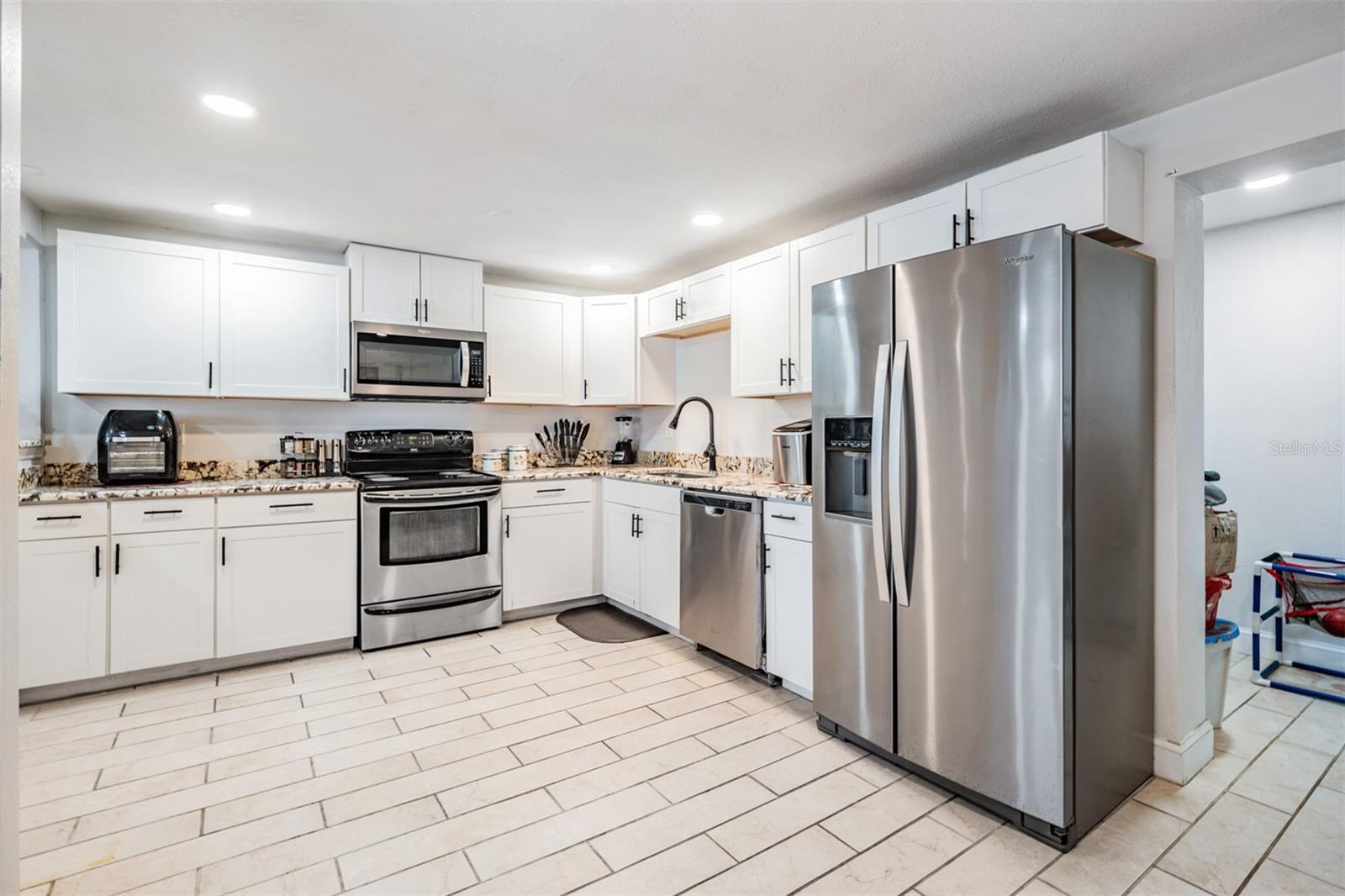 3340 COLUMBUS DR, HOLIDAY, FL, 34691