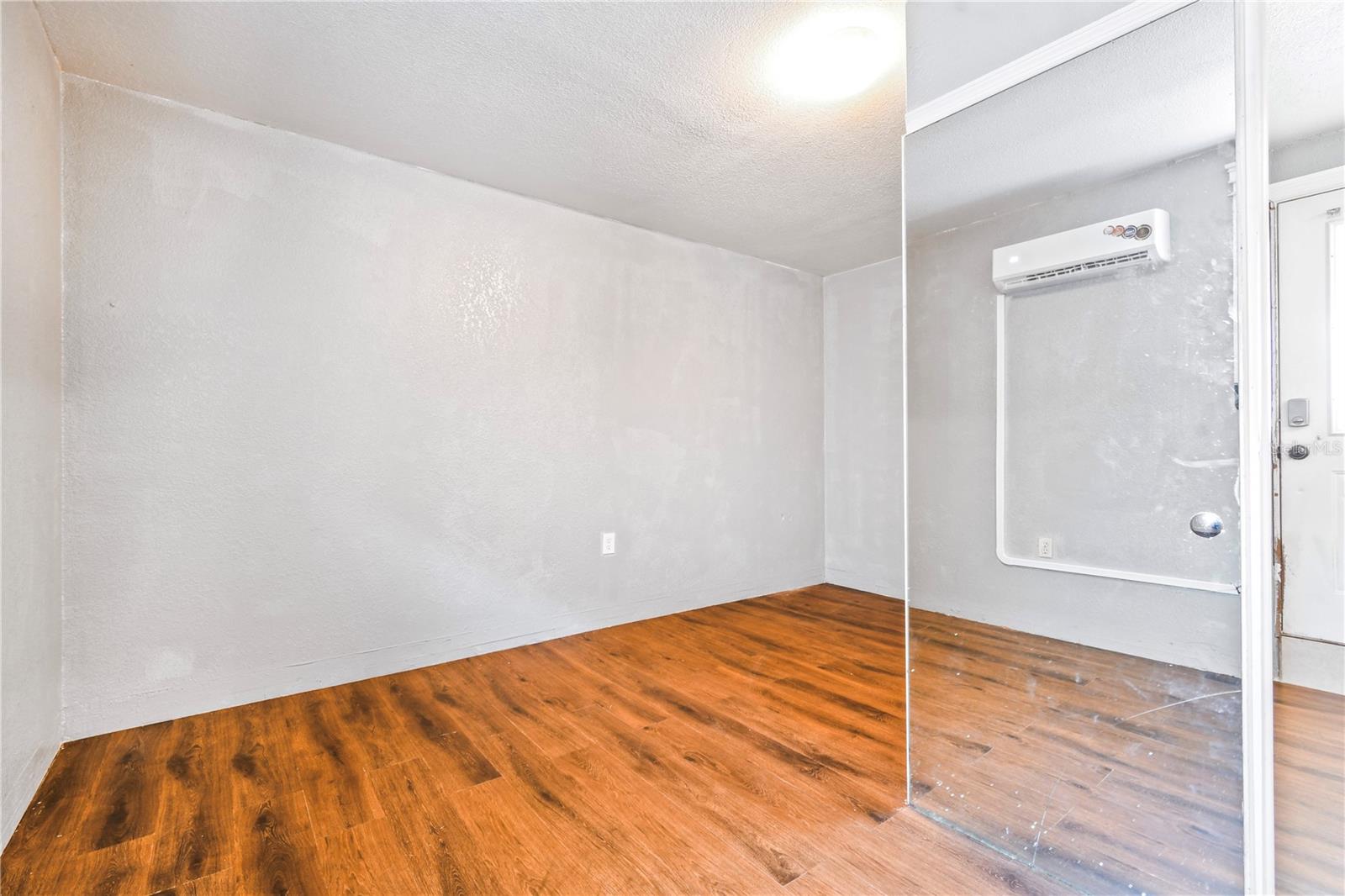 2869 36TH AVE N, ST PETERSBURG, FL, 33713