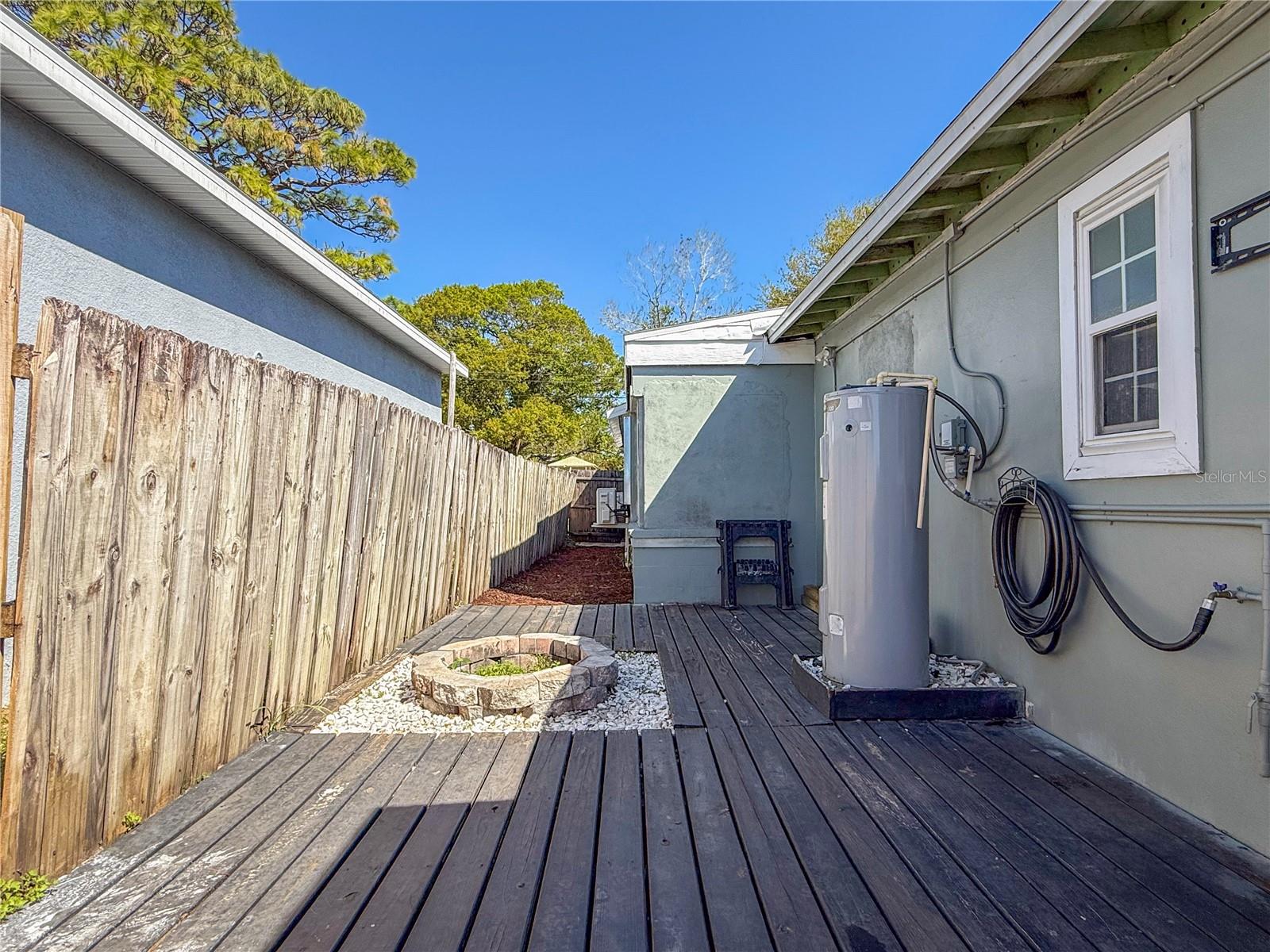 2869 36TH AVE N, ST PETERSBURG, FL, 33713
