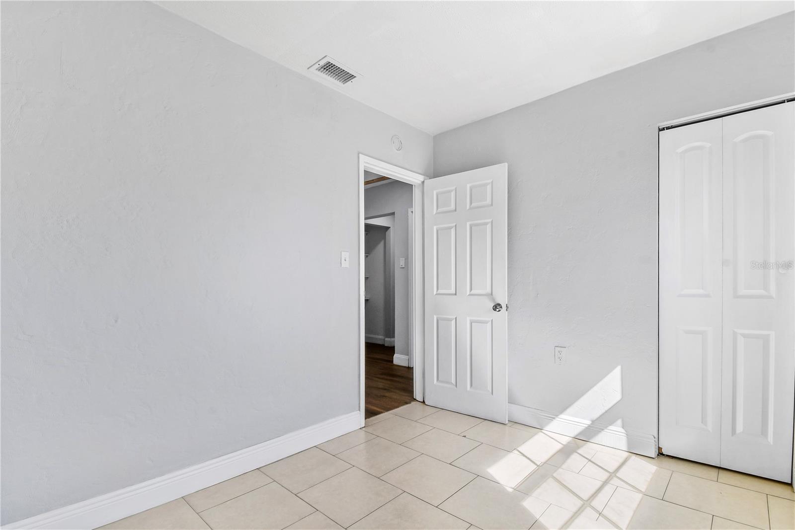 2869 36TH AVE N, ST PETERSBURG, FL, 33713