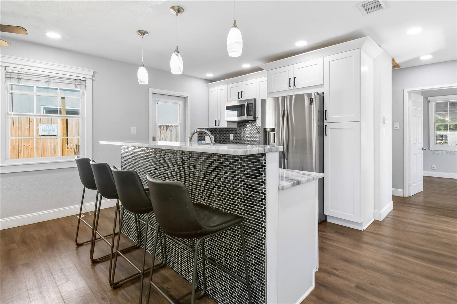 2869 36TH AVE N, ST PETERSBURG, FL, 33713