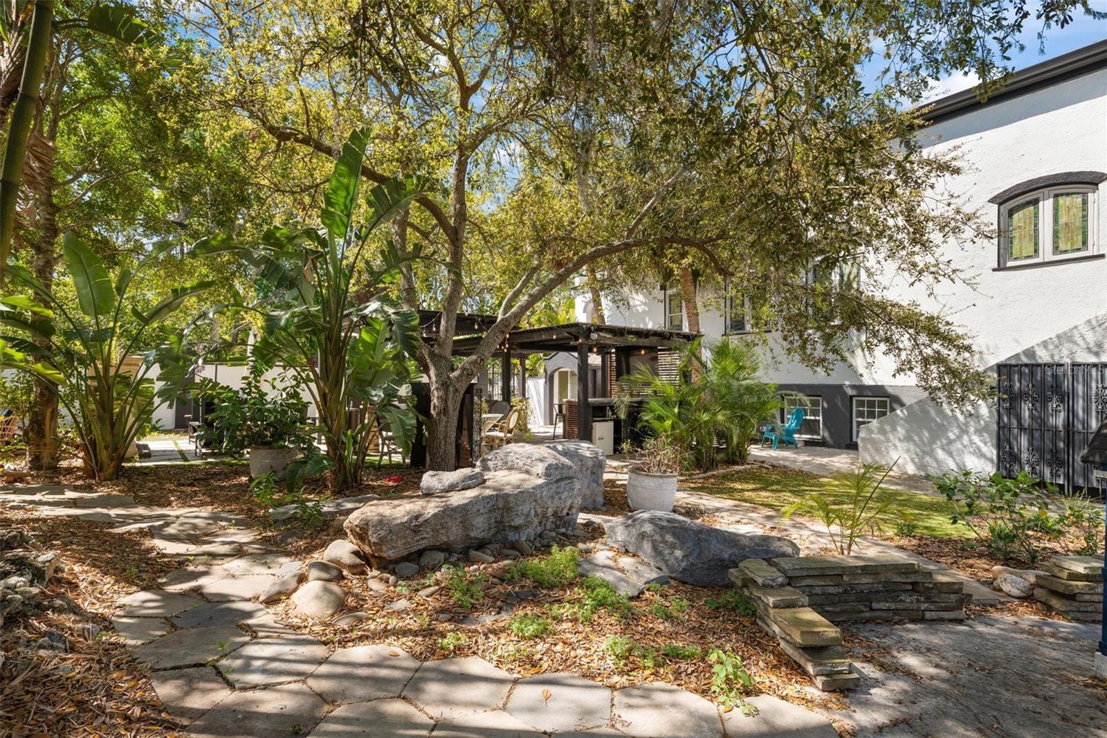 200 GRAND BLVD, TARPON SPRINGS, FL, 34689