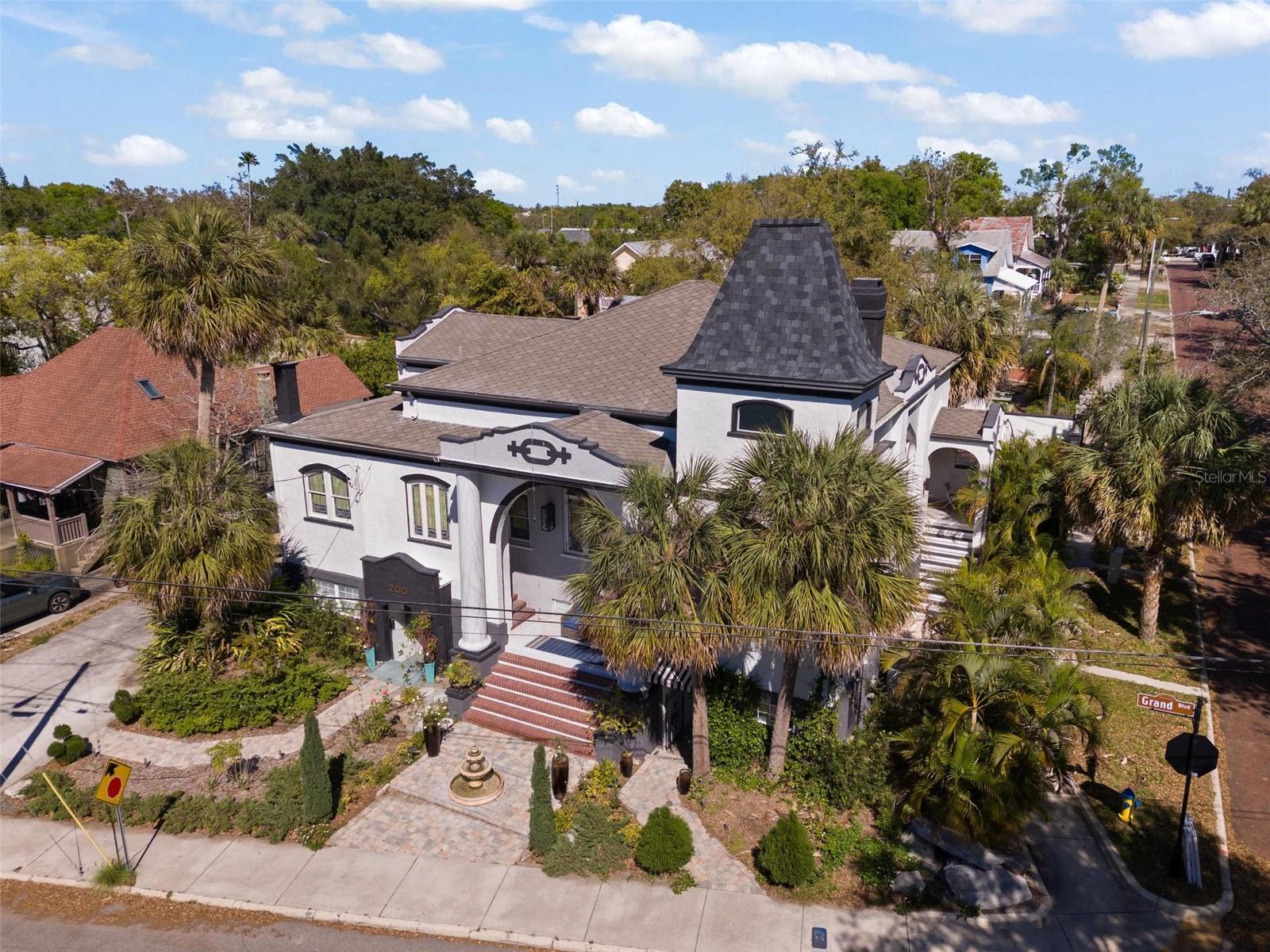 200 GRAND BLVD, TARPON SPRINGS, FL, 34689