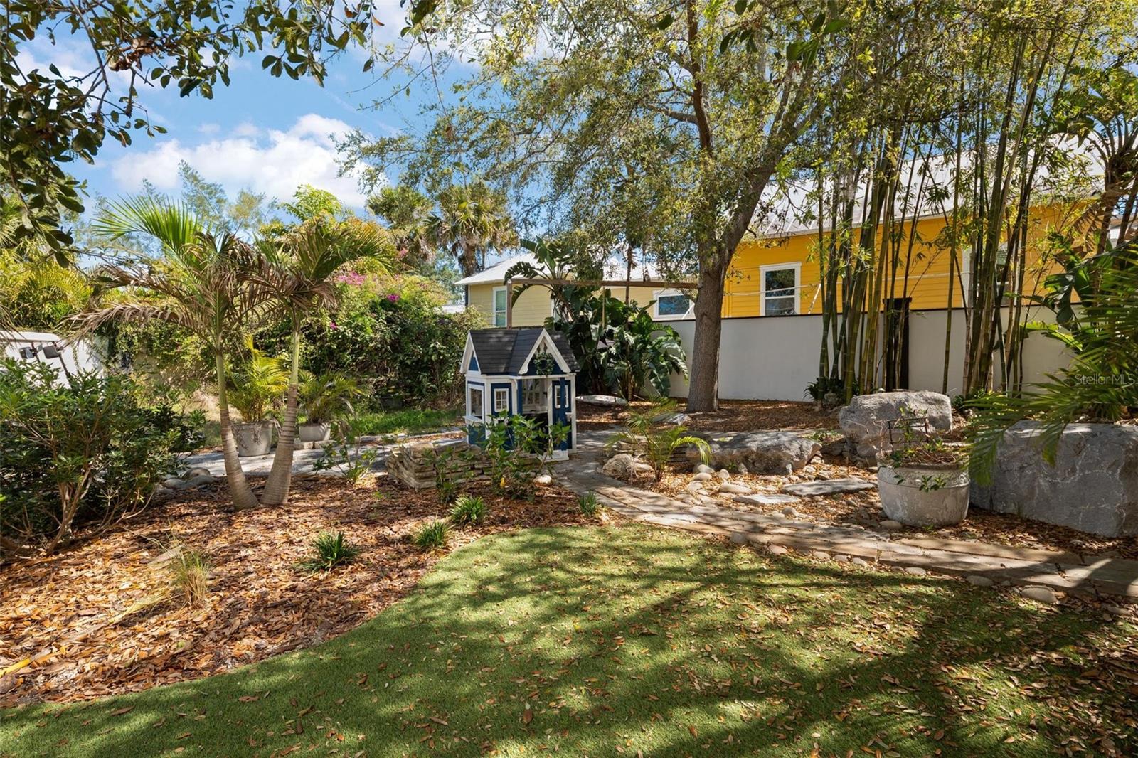 200 GRAND BLVD, TARPON SPRINGS, FL, 34689