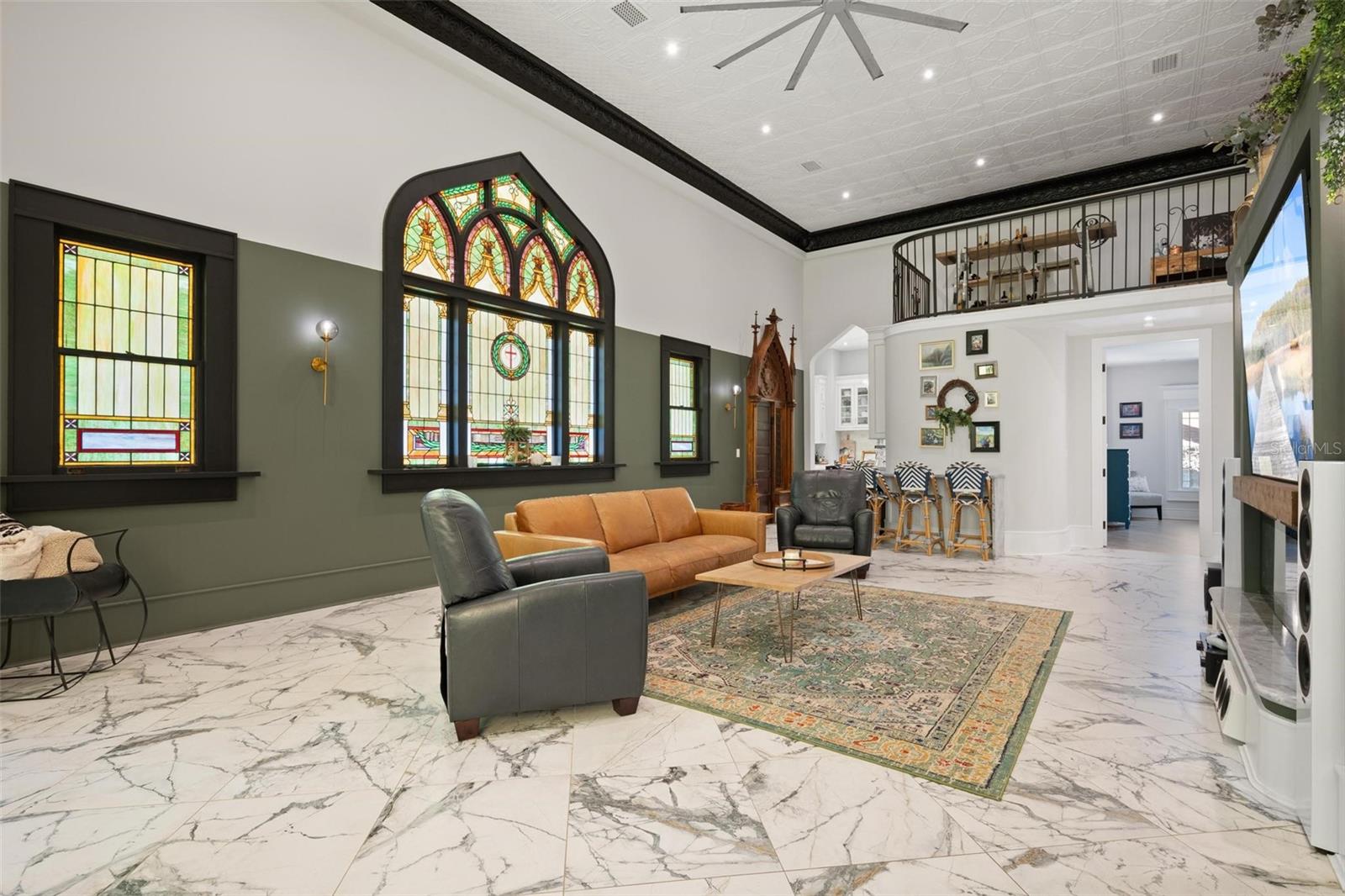 200 GRAND BLVD, TARPON SPRINGS, FL, 34689