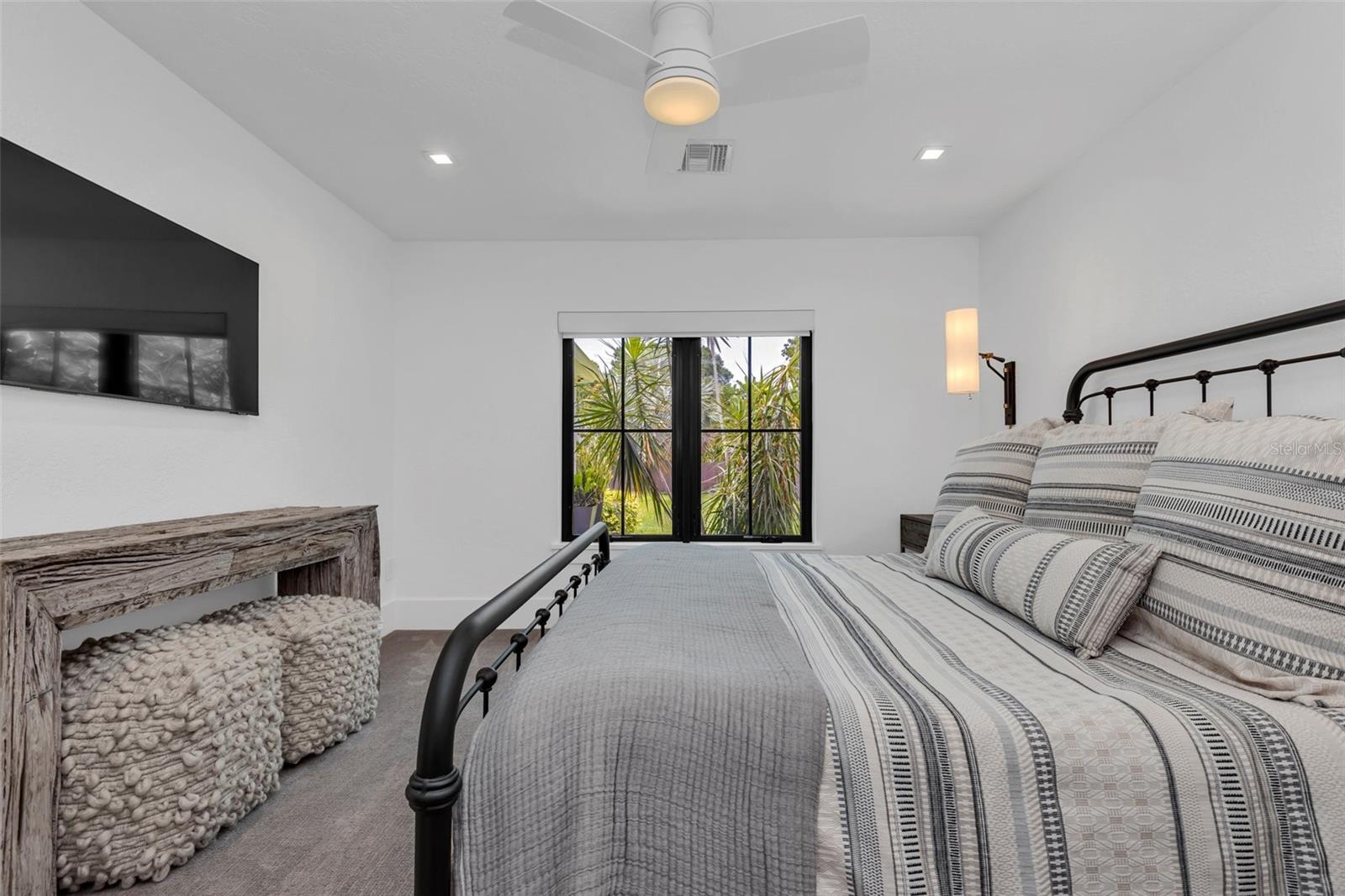 7455 SPARKLING LAKE RD, ORLANDO, FL, 32819