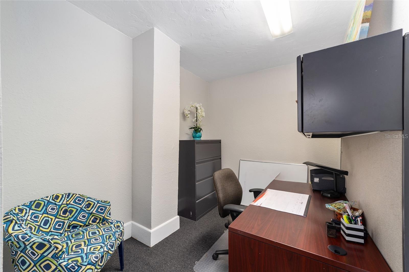 1008 E SILVER SPRINGS BLVD, OCALA, FL, 34470