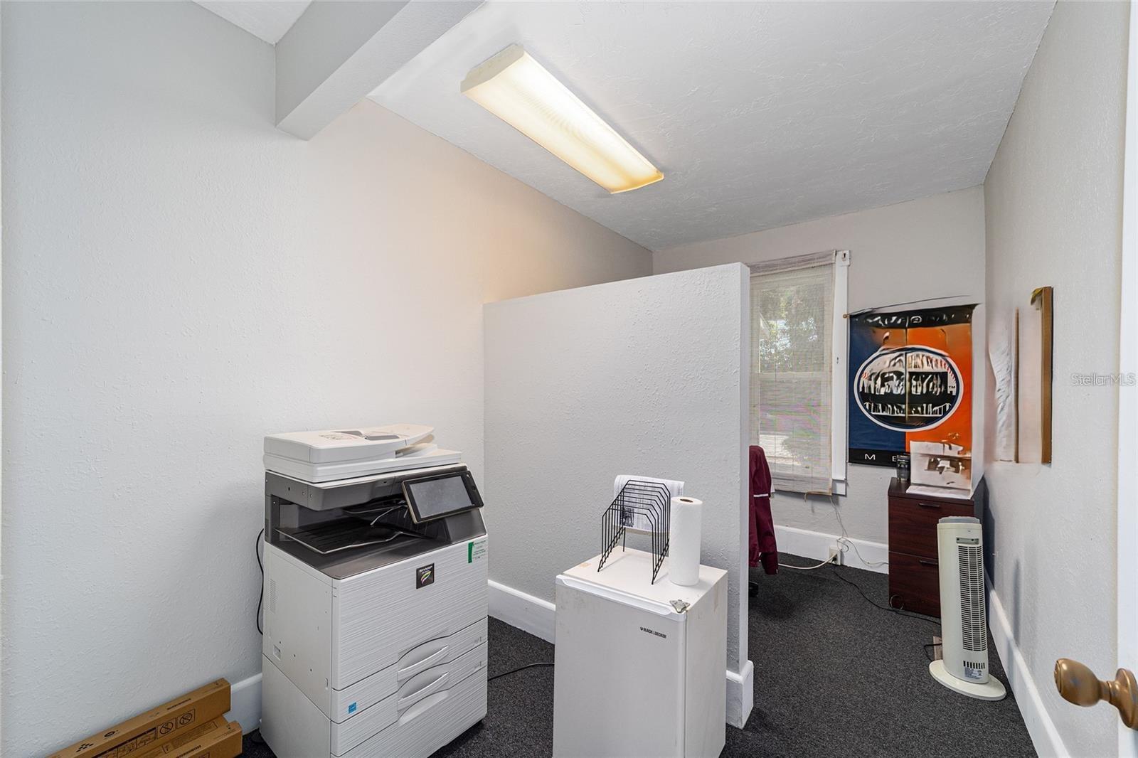 1008 E SILVER SPRINGS BLVD, OCALA, FL, 34470