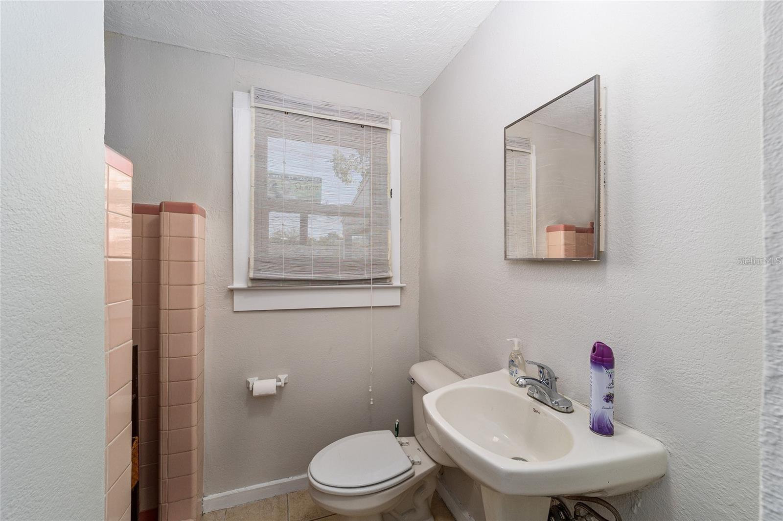 1008 E SILVER SPRINGS BLVD, OCALA, FL, 34470