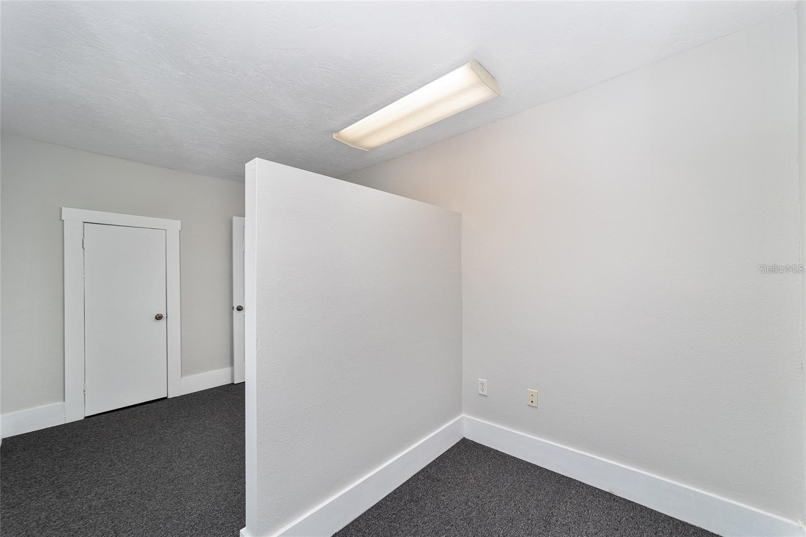 1008 E SILVER SPRINGS BLVD, OCALA, FL, 34470
