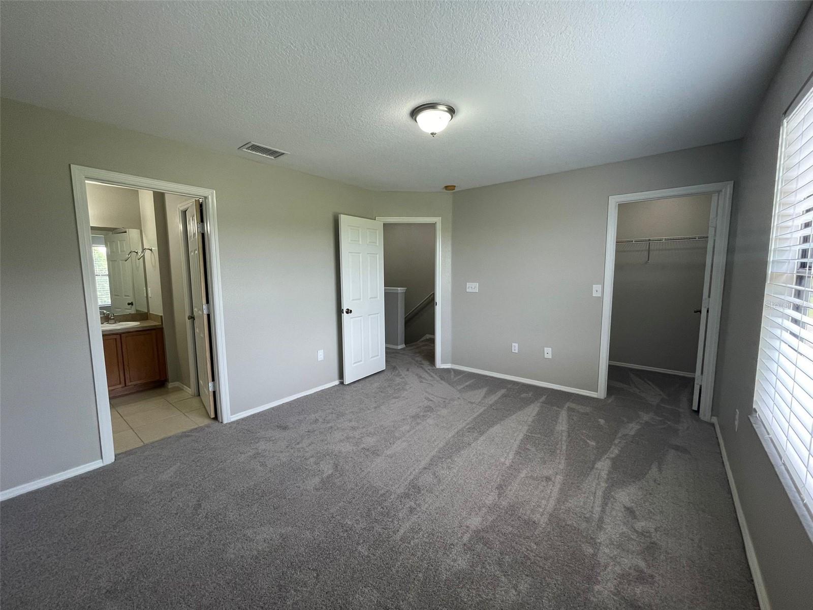 2520 EDGEWATER FALLS DR, BRANDON, FL, 33511