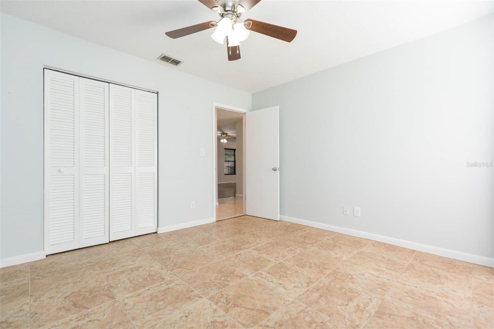 12208 ELSMERE CT, THONOTOSASSA, FL, 33592