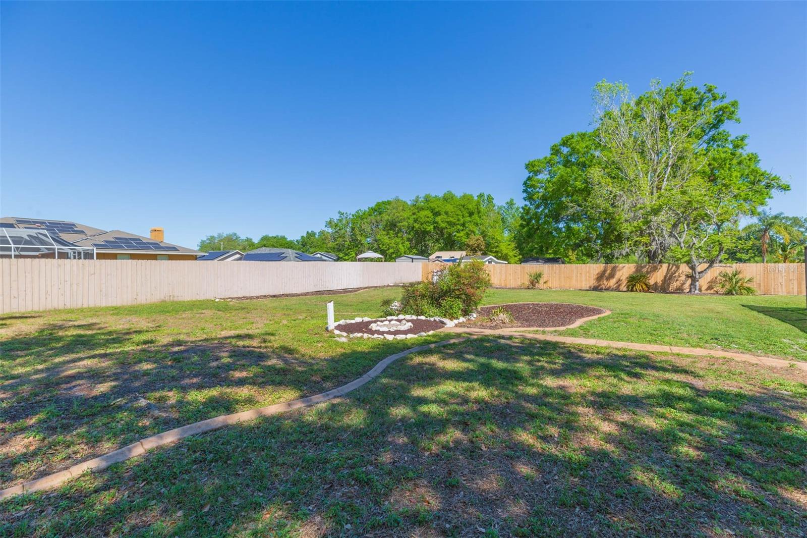 12208 ELSMERE CT, THONOTOSASSA, FL, 33592