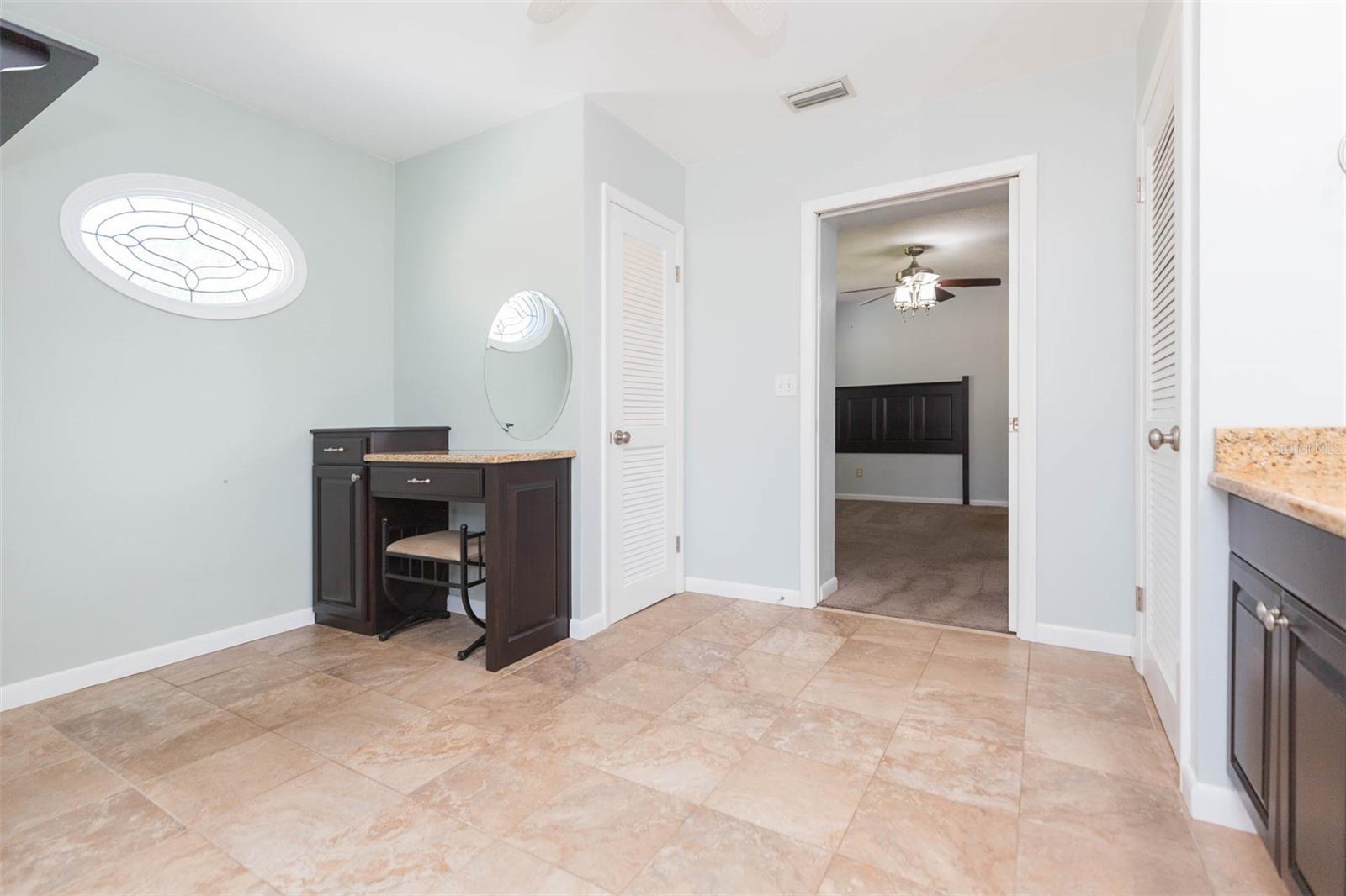 12208 ELSMERE CT, THONOTOSASSA, FL, 33592