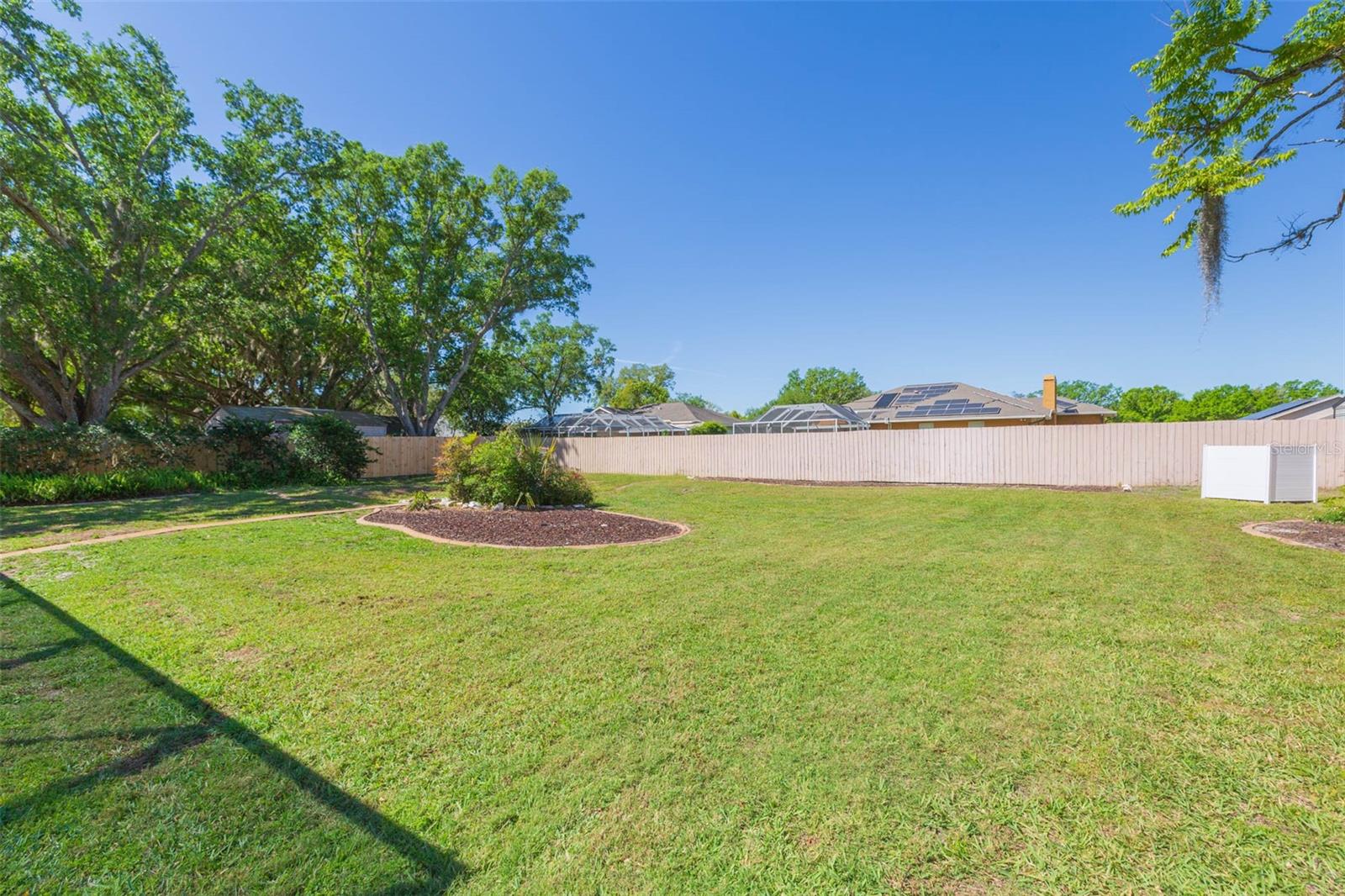 12208 ELSMERE CT, THONOTOSASSA, FL, 33592