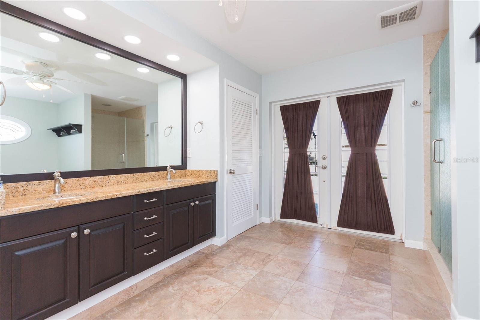 12208 ELSMERE CT, THONOTOSASSA, FL, 33592