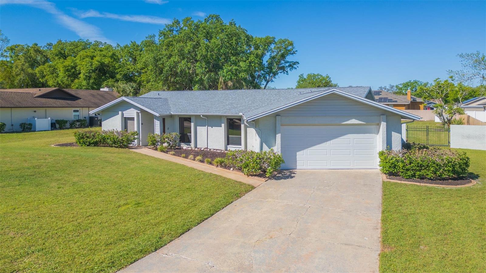 12208 ELSMERE CT, THONOTOSASSA, FL, 33592