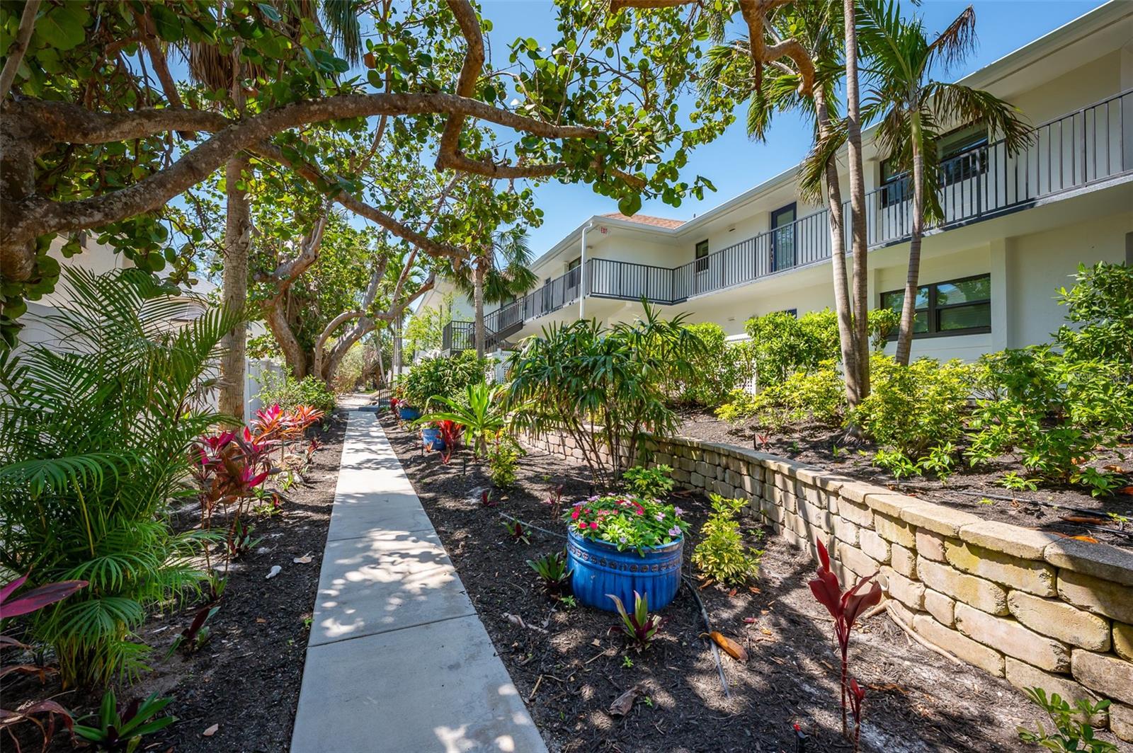 5125 GULF OF MEXICO DR #4, LONGBOAT KEY, FL, 34228
