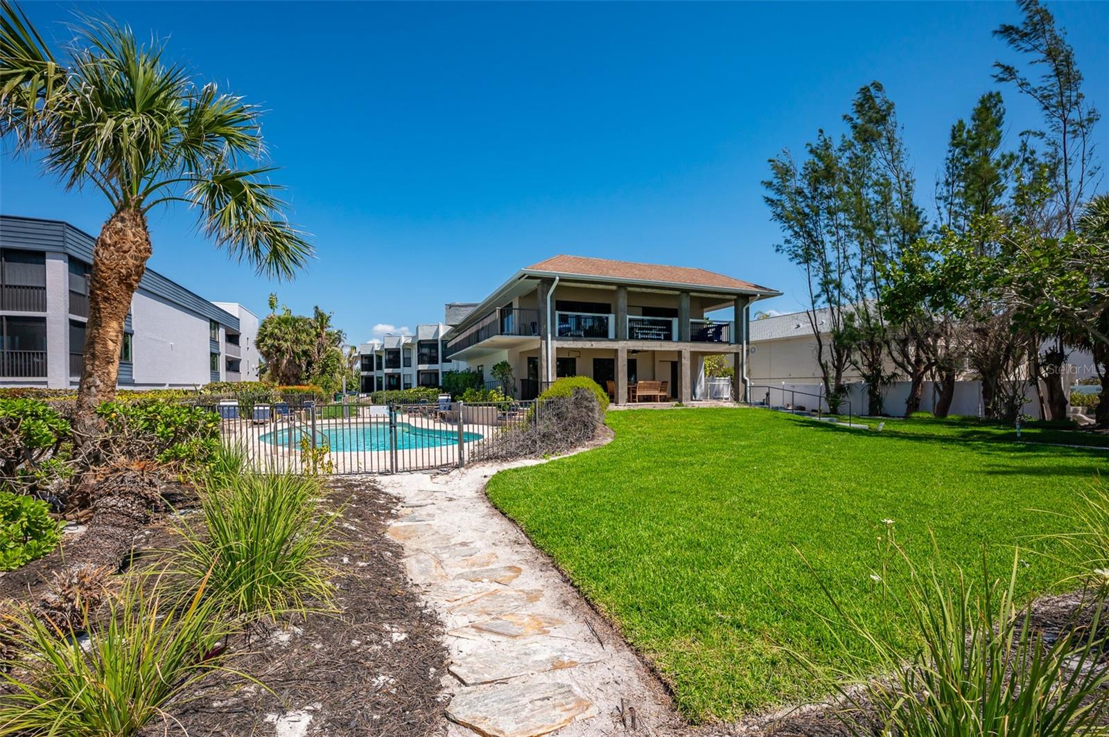 5125 GULF OF MEXICO DR #4, LONGBOAT KEY, FL, 34228