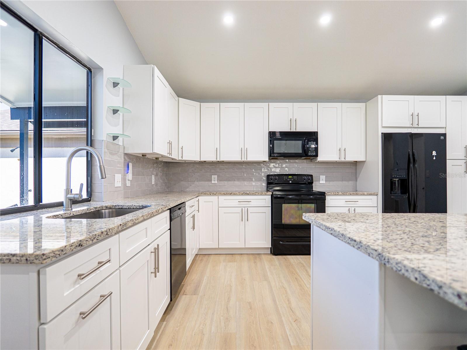 2656 AUTUMN GREEN DR, ORLANDO, FL, 32822
