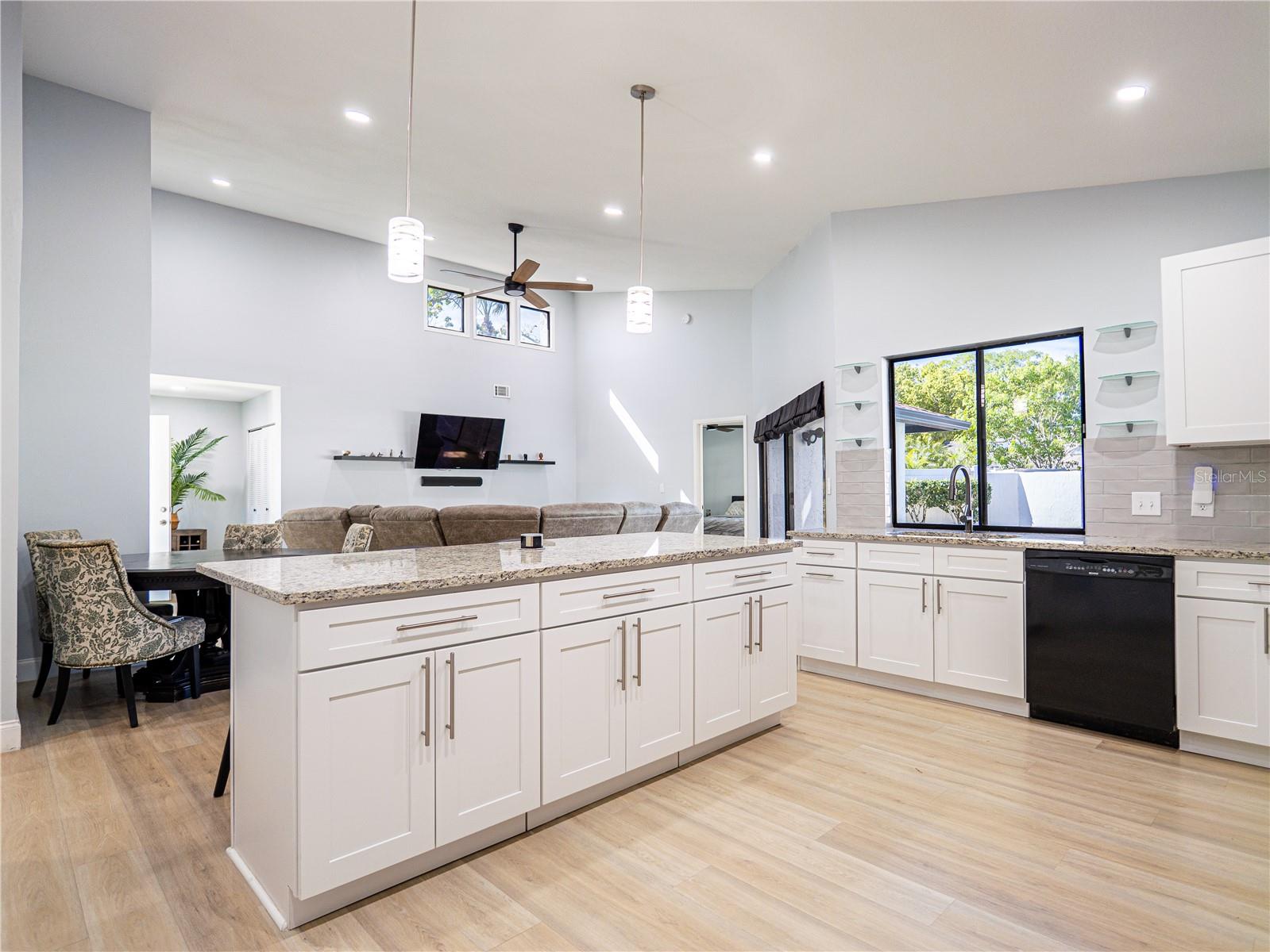 2656 AUTUMN GREEN DR, ORLANDO, FL, 32822