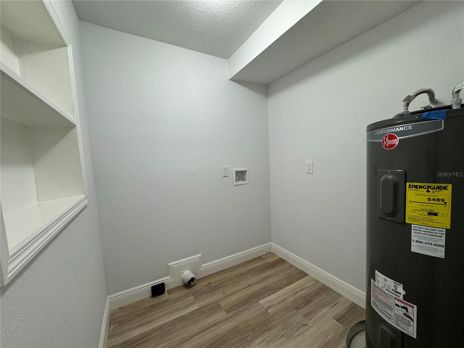 7608 LAKESIDE BLVD, TAMPA, FL, 33614