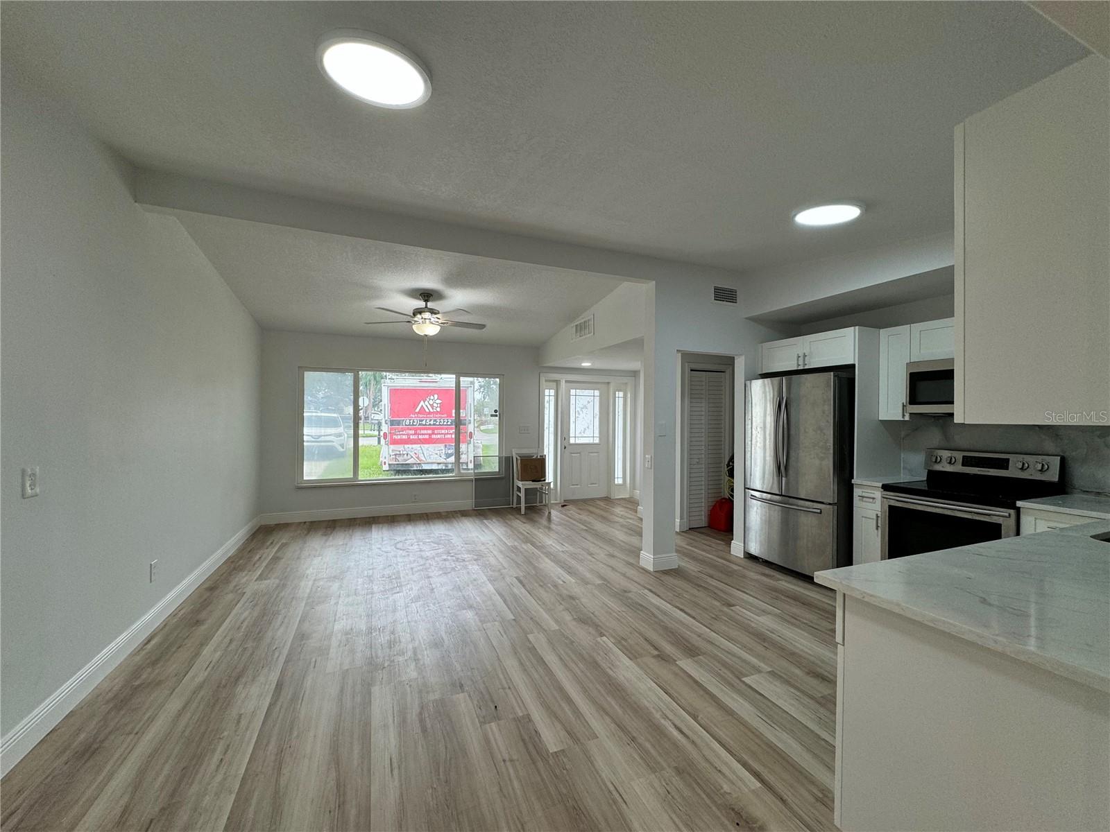 7608 LAKESIDE BLVD, TAMPA, FL, 33614