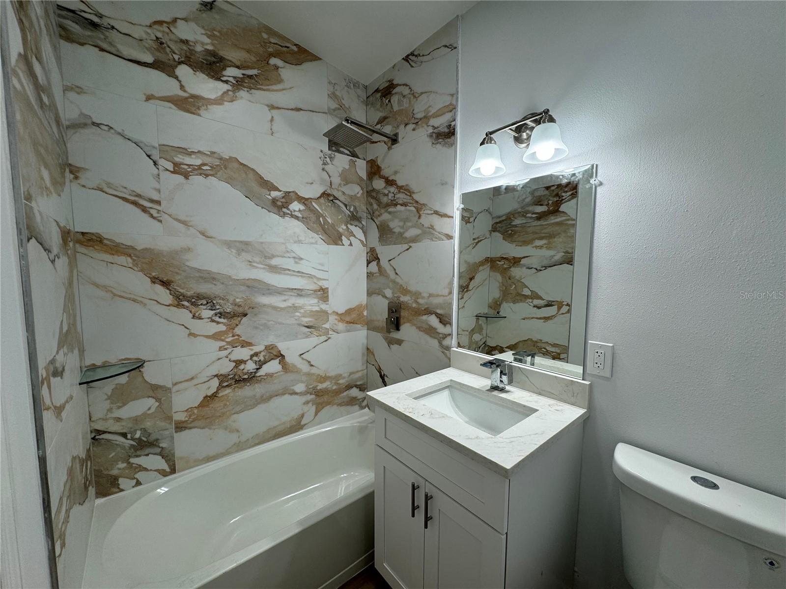 7608 LAKESIDE BLVD, TAMPA, FL, 33614