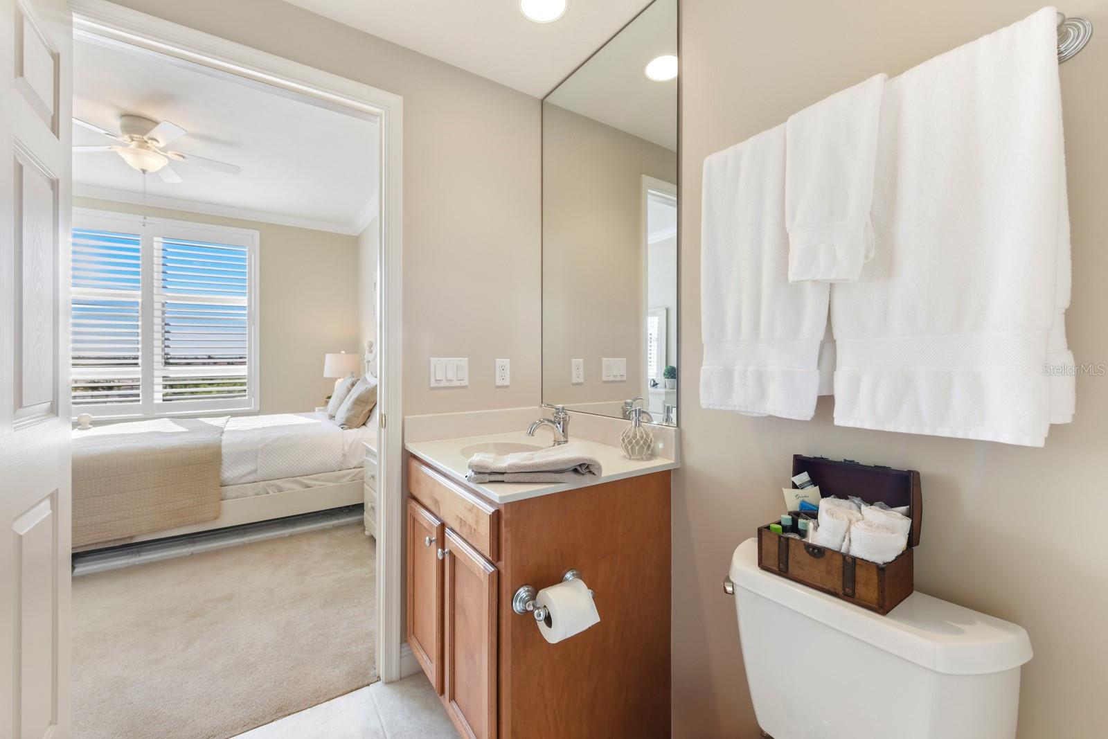3333 SUNSET KEY CIR #407, PUNTA GORDA, FL, 33955
