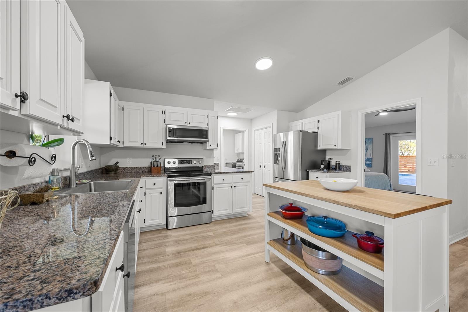 23053 NW 142ND AVE, HIGH SPRINGS, FL, 32643