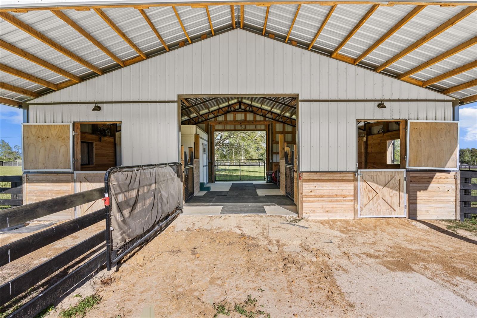 23053 NW 142ND AVE, HIGH SPRINGS, FL, 32643