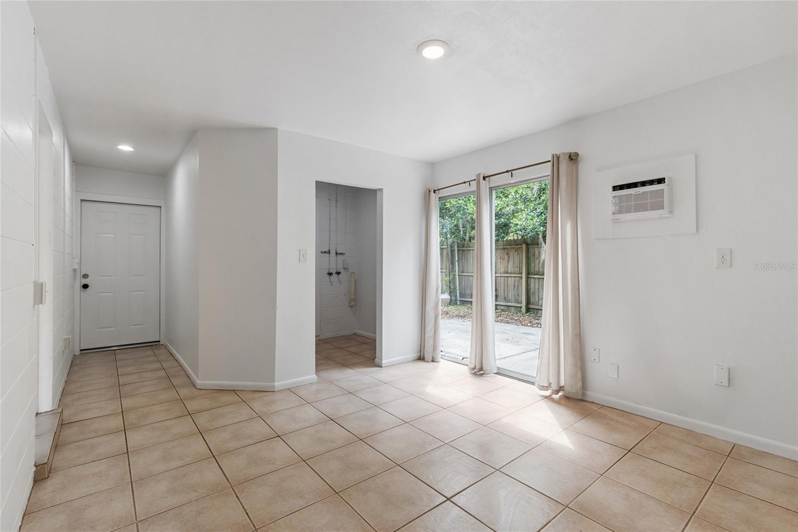 1821 NW 7TH ST, GAINESVILLE, FL, 32609