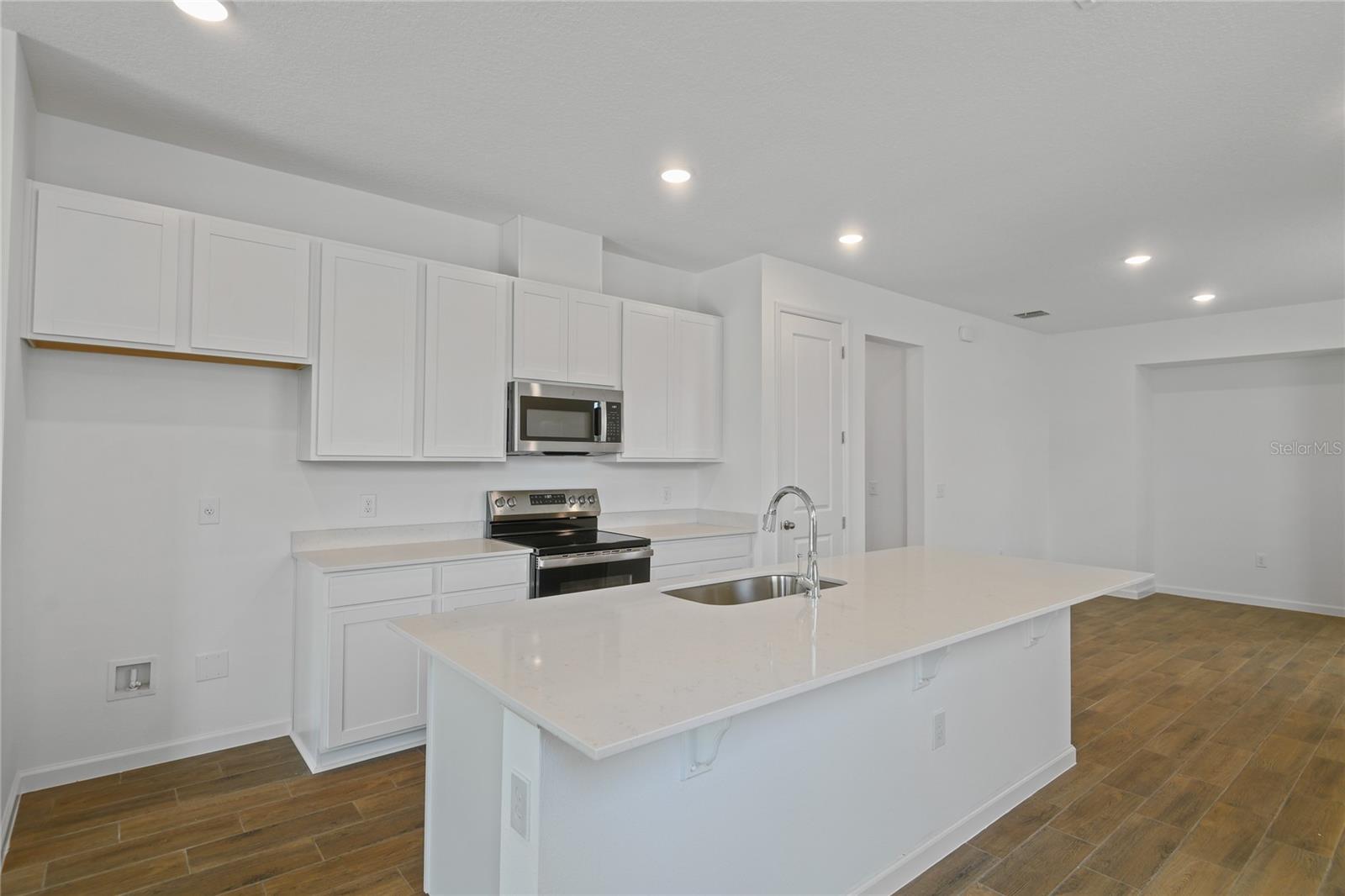 4079 BANNOCK AVE, TAVARES, FL, 32778