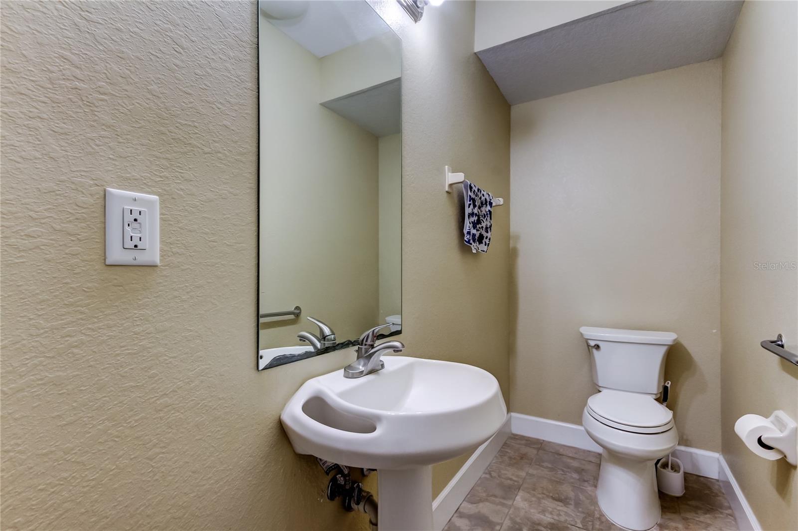 263 ALEXANDER WOODS DR, PLANT CITY, FL, 33563