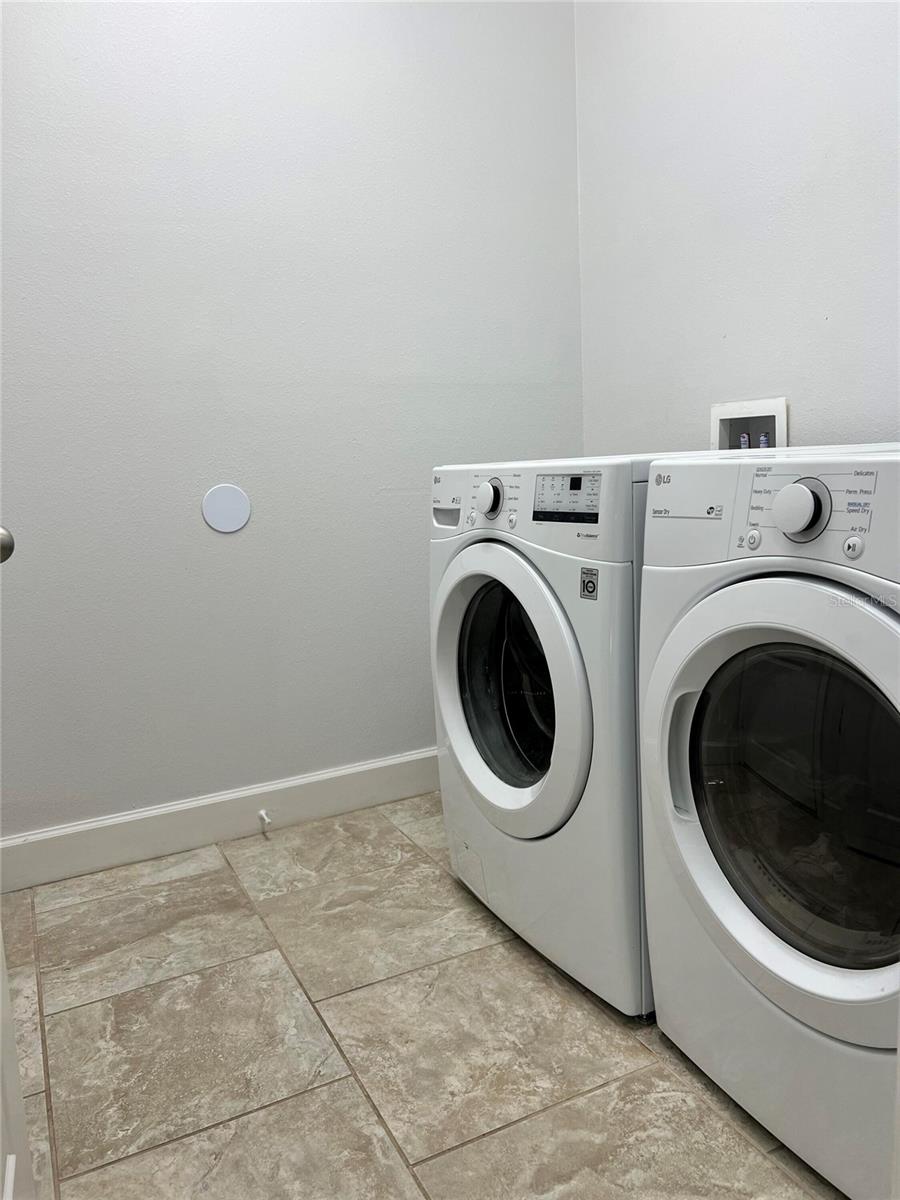 2301 AVELLINO AVE, ST CLOUD, FL, 34771