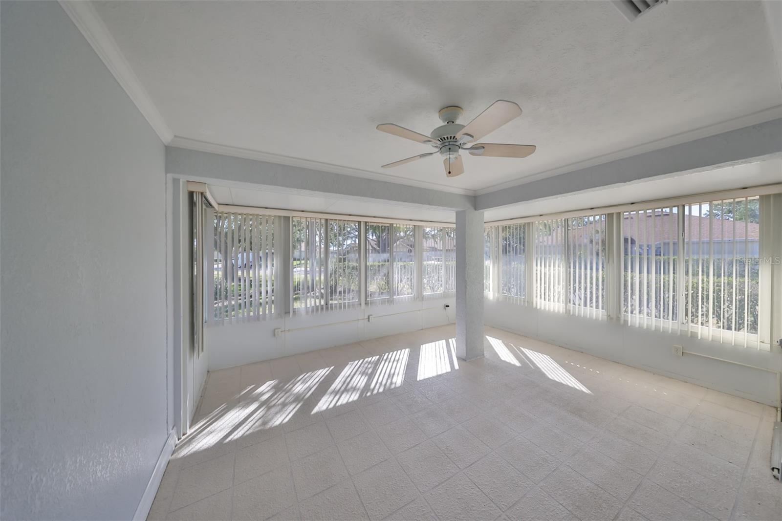 2324 NEW ORCHARD CT, SUN CITY CENTER, FL, 33573
