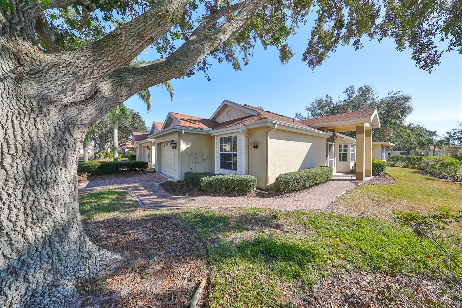 2324 NEW ORCHARD CT, SUN CITY CENTER, FL, 33573