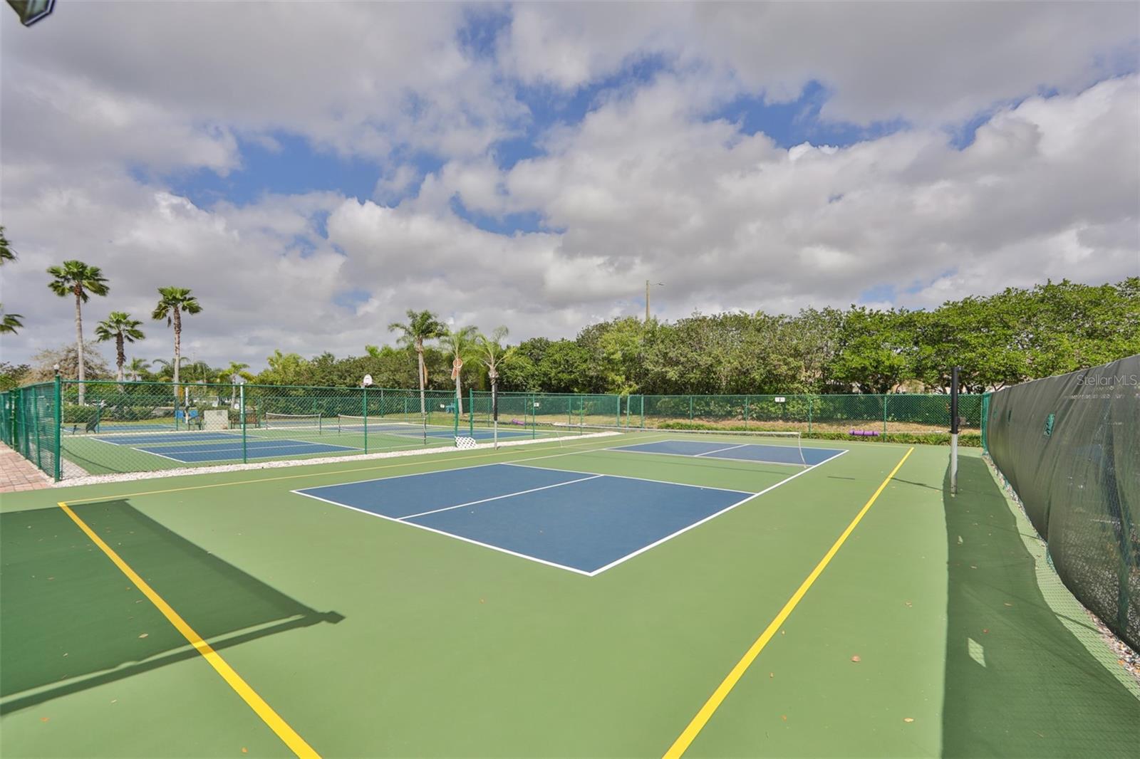 2324 NEW ORCHARD CT, SUN CITY CENTER, FL, 33573