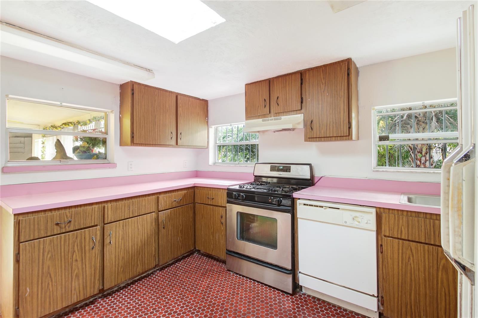 322 GARDEN ST, DAYTONA BEACH, FL, 32114