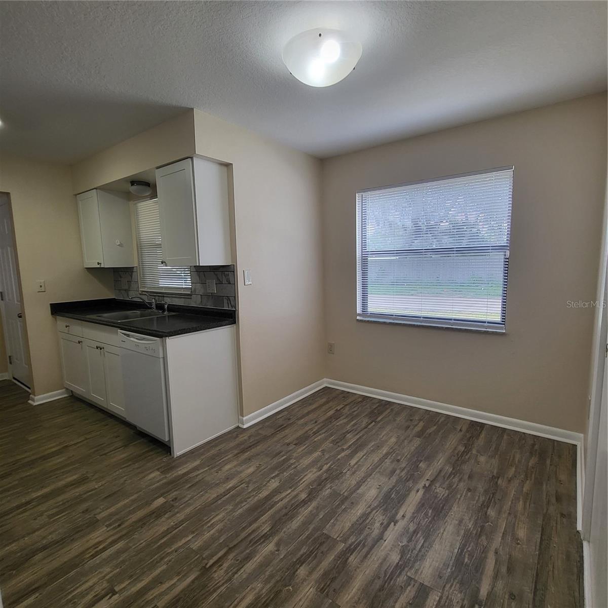 1027 COUNTY ROAD 90, PALM HARBOR, FL, 34684