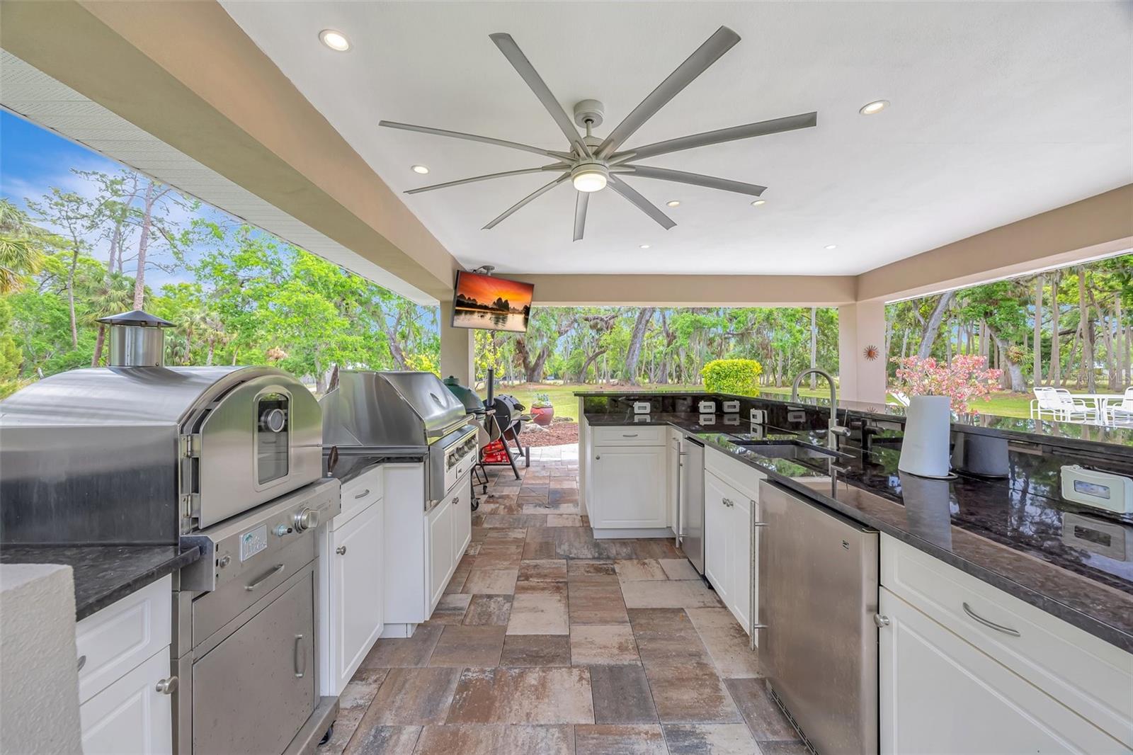 1240 FOX CREEK DR, SARASOTA, FL, 34240