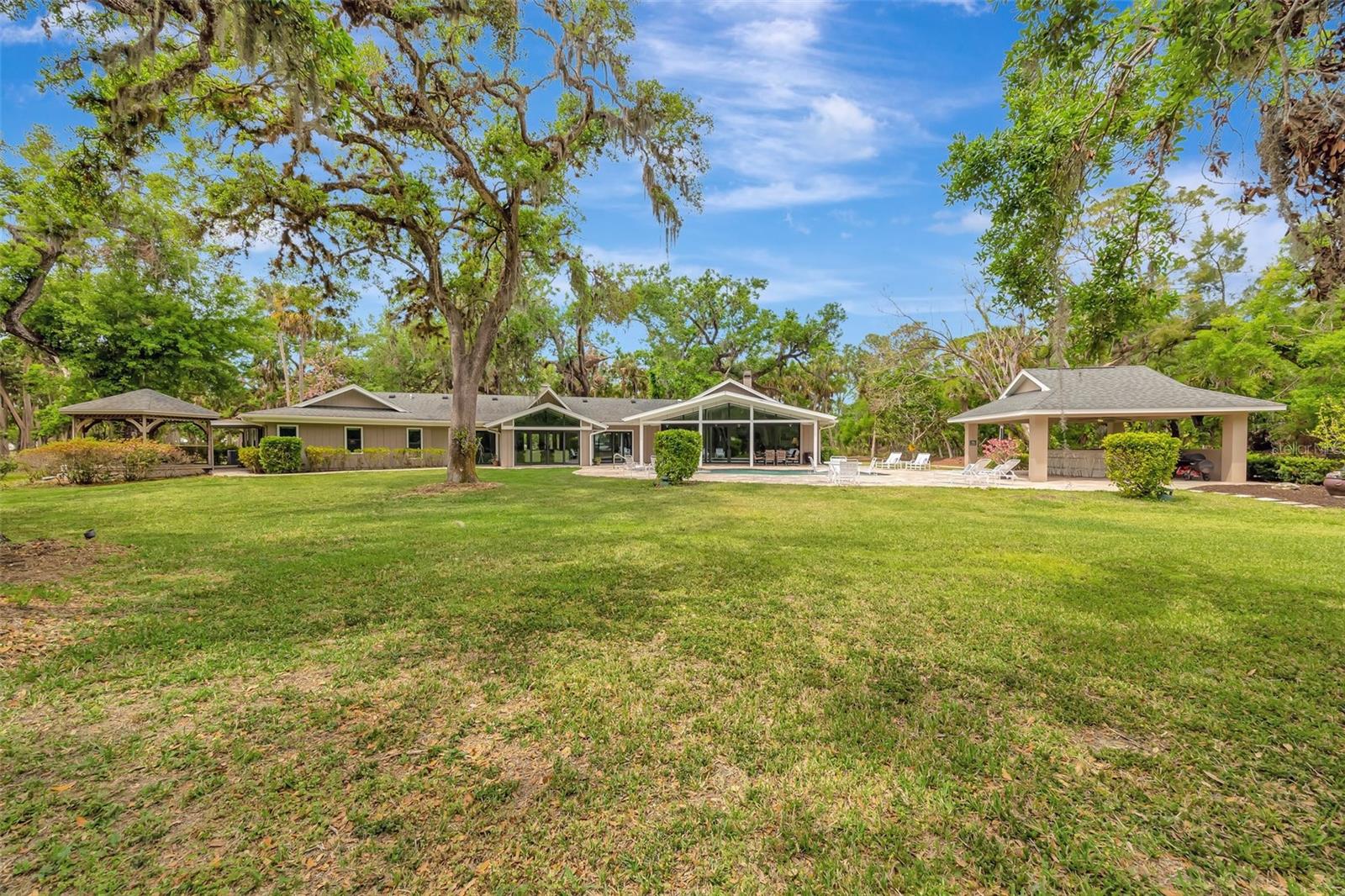 1240 FOX CREEK DR, SARASOTA, FL, 34240