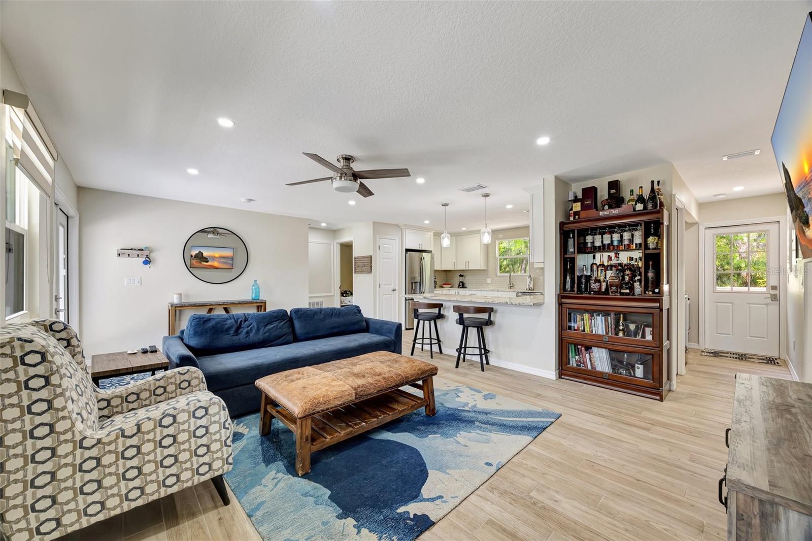 1240 FOX CREEK DR, SARASOTA, FL, 34240