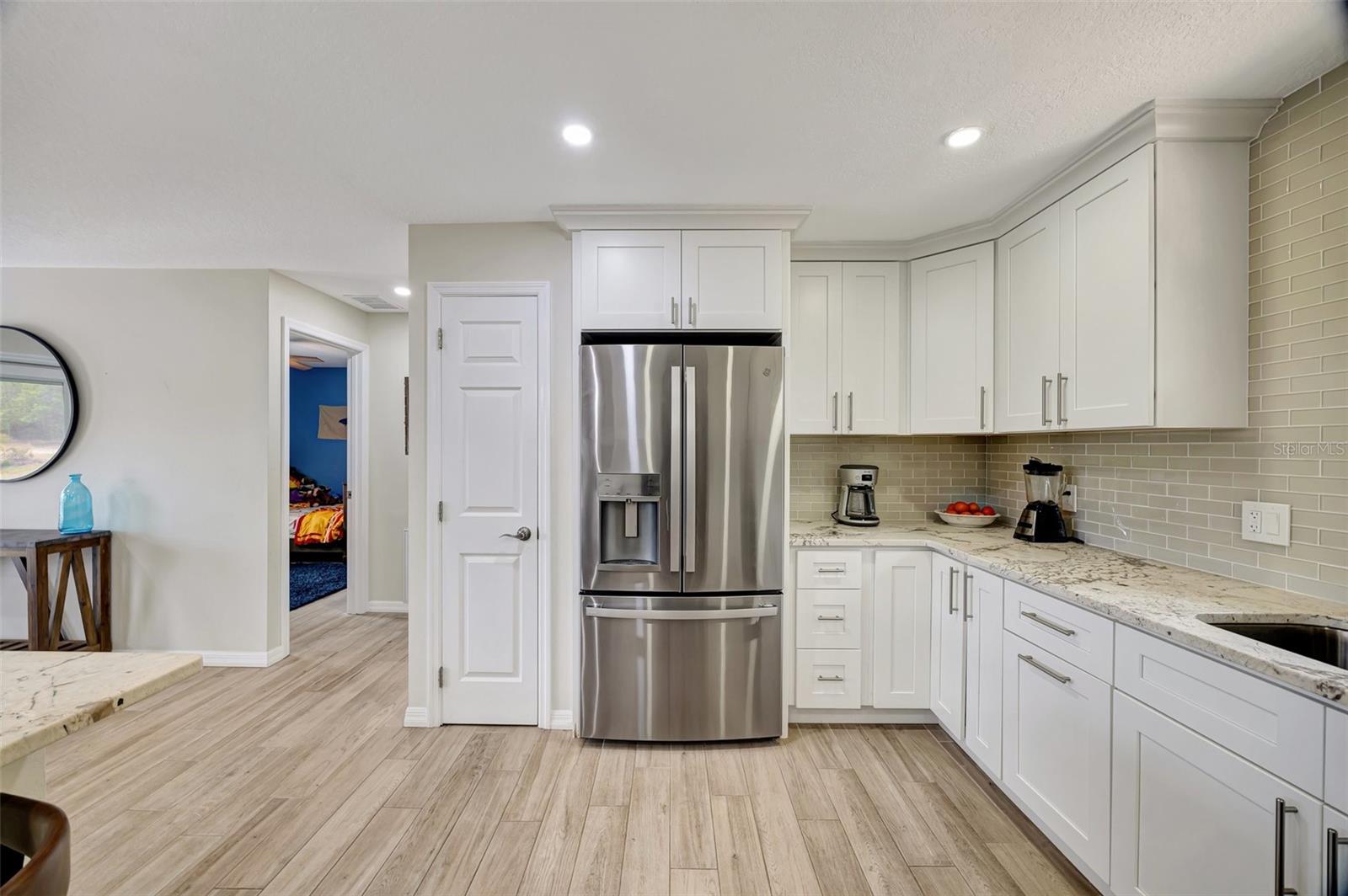 1240 FOX CREEK DR, SARASOTA, FL, 34240