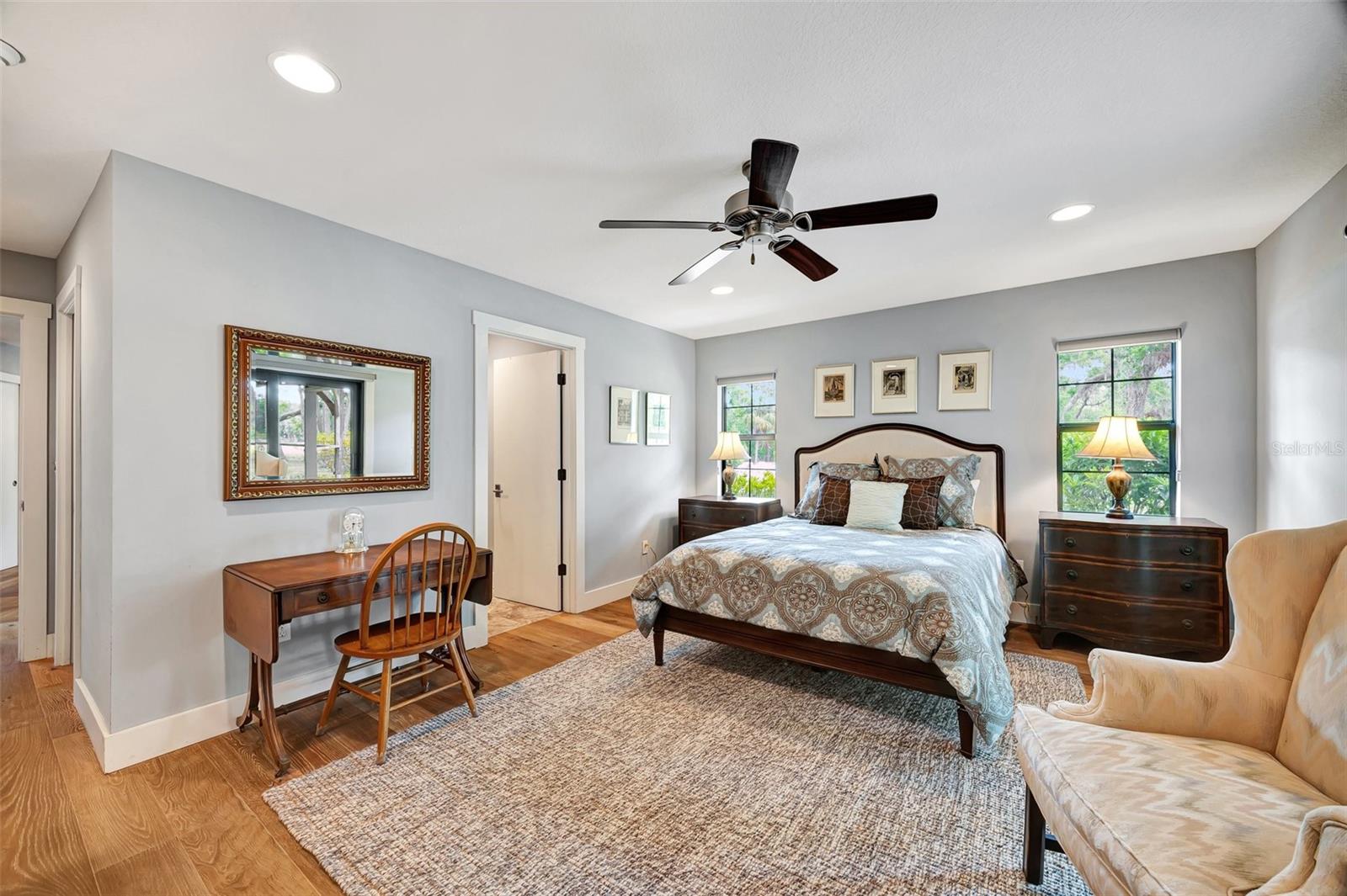 1240 FOX CREEK DR, SARASOTA, FL, 34240